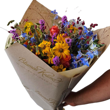 Bunter Blumenstrauss mit frischen Sommerblüten aus Zürich online bestellen