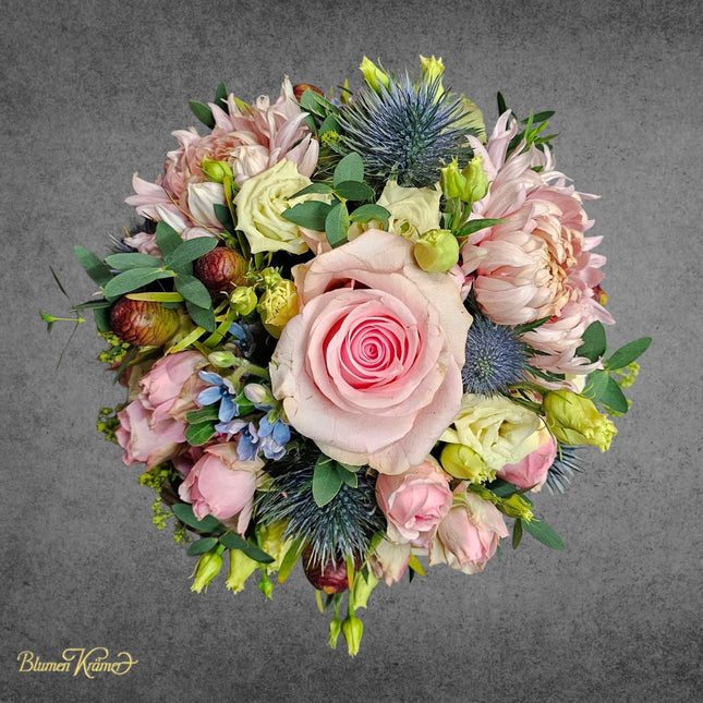 Flower basket Blushing Beauty