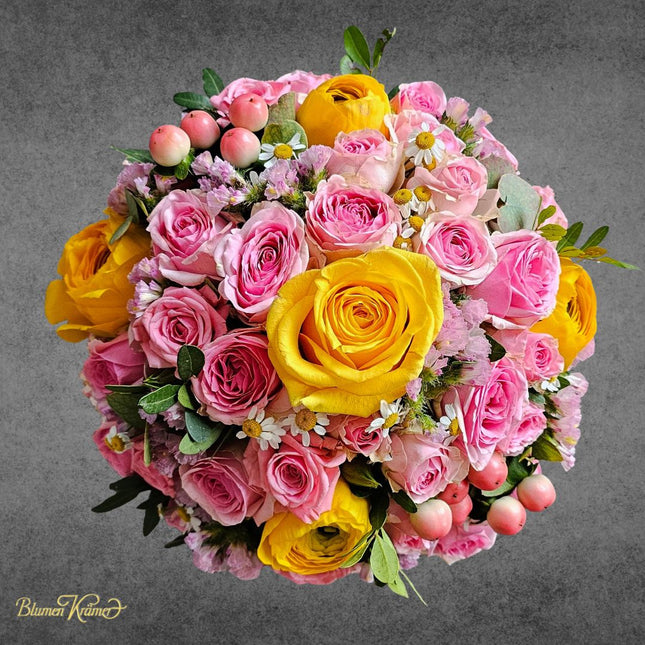 Blumenkorb mit rosa Rosen und Frühlingsblumen online kaufen Blumenlieferung Zürich