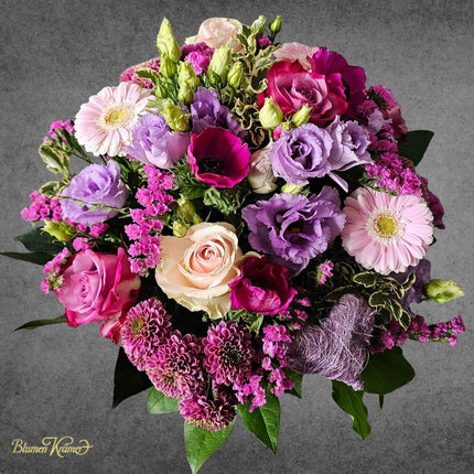 Blumenstrauss pink lila mit Rosen Gerbera Lisianthus und Chrysanthemen kaufen