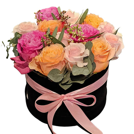 Rosenbox Romantica mit frischen Rosen in Zürich online kaufen und liefern lassen