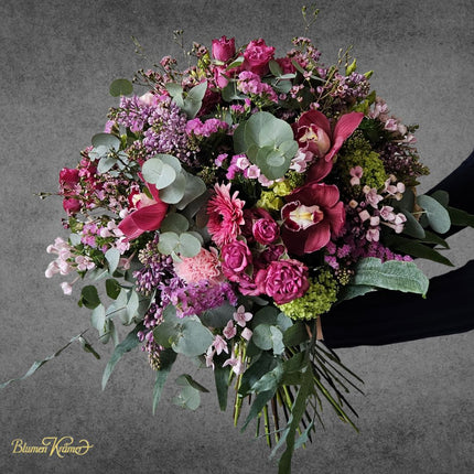 Eleganter Blumenstrauss in Rosé und Pink online kaufen frisch gebunden mit hochwertigen Blüten Zürich