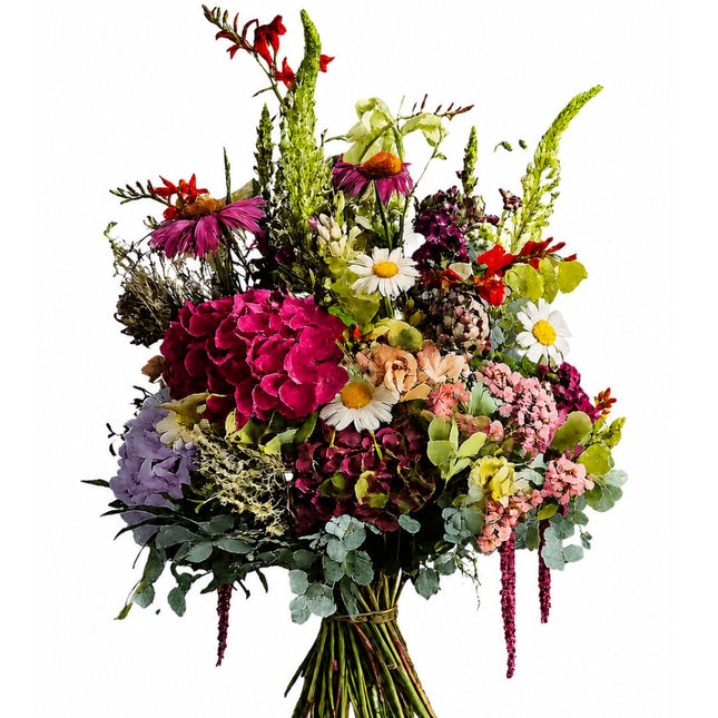 Bunter saisonaler Blumenstrauss mit Hortensien Echinacea und verschiedenen Blüten