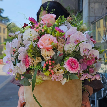 Floral Elegance Box