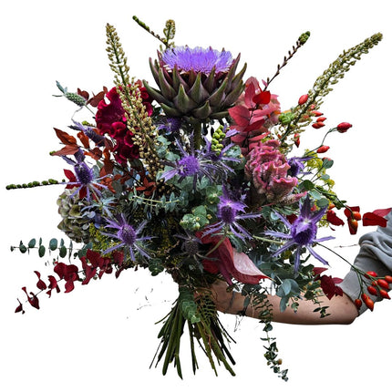 Purple Autumn Herbststrauss mit Artischockenblüte und saisonalen Herbstblumen